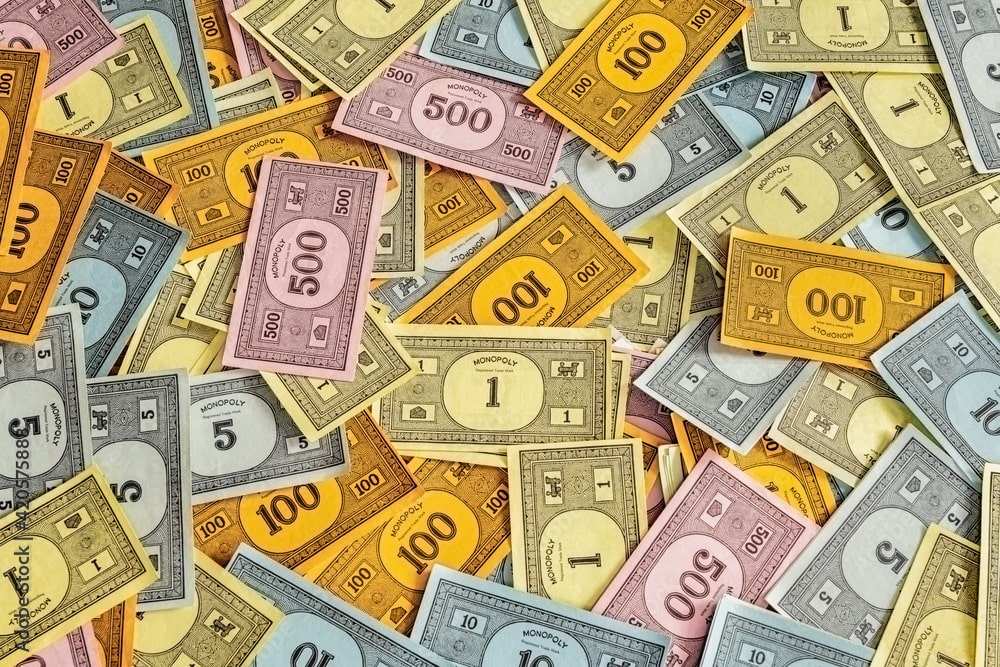Könnyedebb, rugalmasabb módszerek is rendelkezésre állnak projektprioritizálásához, mint például a prioritási mátrixok vagy a Monopoly pénzes „projektvásár”.